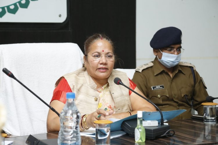 स्वतः संज्ञान लेकर सरायपाली थाना प्रभारी और आबकारी उपनिरीक्षक को कल आयोग में किया गया तलब शराब की सर्चिंग के दौरान महिला से धक्का मुक्की, महिला की हुई मौत- महिला आयोग ने लिया स्वतः संज्ञान