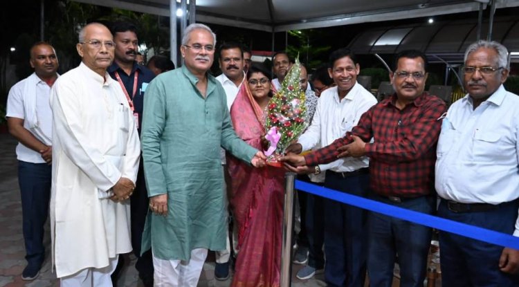 मुख्यमंत्री बघेल से दुर्ग जिला साहू संघ के नवनिर्वाचित पदाधिकारीयों ने की सौजन्य मुलाकात