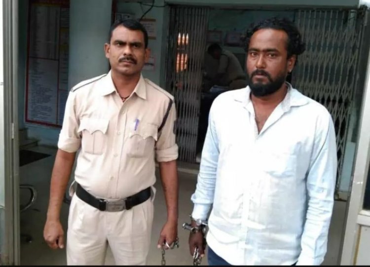 सोशल मीडिया में अश्लील वीडियो अपलोड करने वाले आरोपी गिरफ्तार