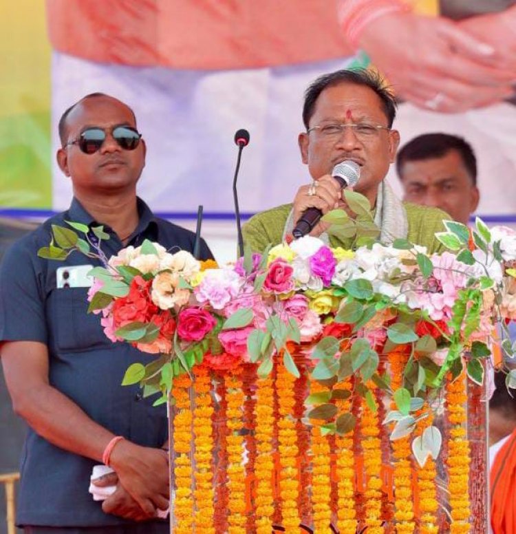 भूपेश ने गरीबों का आवास रोका, हमारी सरकार सांय-सांय बनवाएगी - विष्णु देव साय कांग्रेसियों का दिमाग खराब हो गया है, आज कल उल्टा-पुल्टा बोल रहे हैं चौबीस घंटे में अट्ठारह घंटे काम करने वाले प्रधानमंत्री मोदी को फिर से प्रधानमंत्री बनाएं