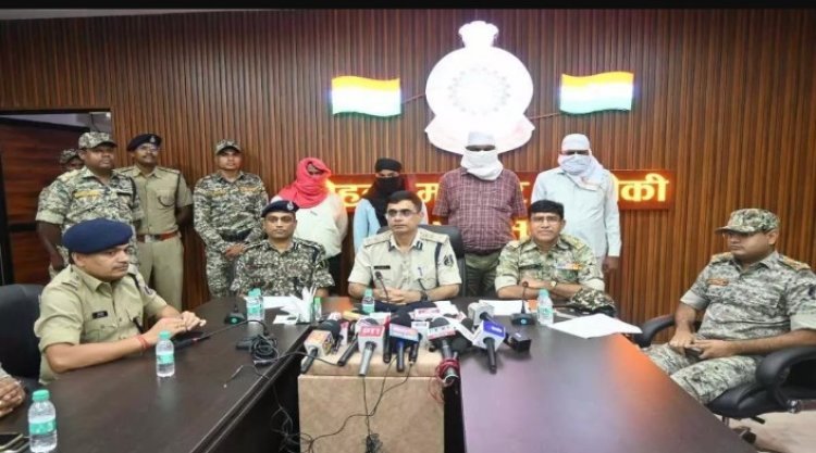 राजनांदगांव पंचायत सचिव निकला नक्सलियों का मुखबिर, 4 गिरफ्तार