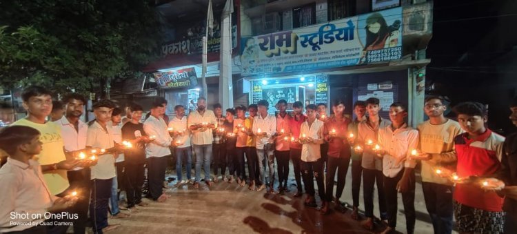 विधायक देवेंद्र यादव के लिए सतनामी समाज ने जैतखाम में जलाया दीया, गुरू घासीदास उनके बेहतर भविष्य की कामना की