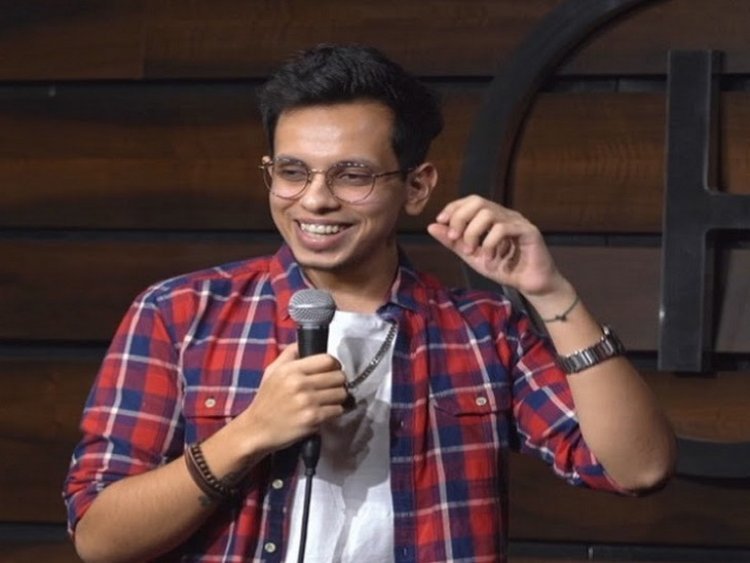 भिलाई IIT भिलाई में एनुअल फंक्शन के दौरान मास्टरबेट-गालियां देने वाले इस कॉमेडियन के खिलाफ अपराध दर्ज
