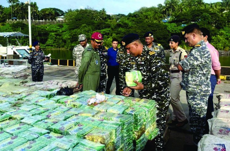 मछली पकड़ने वाली नाम से 5500 किलोग्राम मेथामफेटामाइन जब्त, ड्रग्स की कीमत करीब 2 करोड़ रुपए