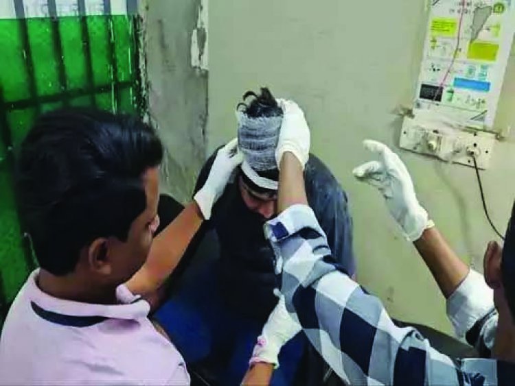 किस्त नहीं पटाया तो वसूली में गए IDFC बैंक के रिकवरी एजेंटों ने फोड़ दिया सिर