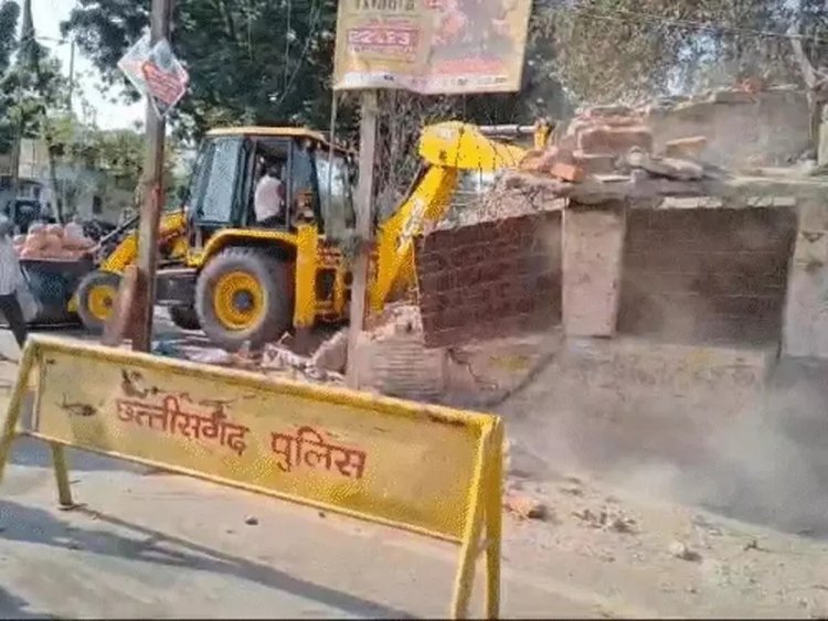 बिलासपुर बुलडोजर कार्रवाई शुरू, हटाई गई 20 दुकानें, अभी 85 दुकानें और 23 मकानें भी हटाए जाएंगे