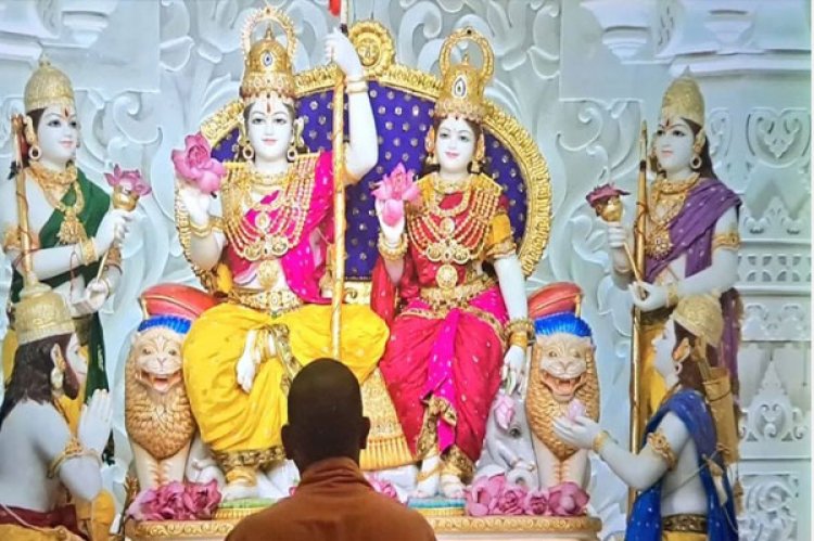अयोध्या में परिवार संग विराजे राजा राम
