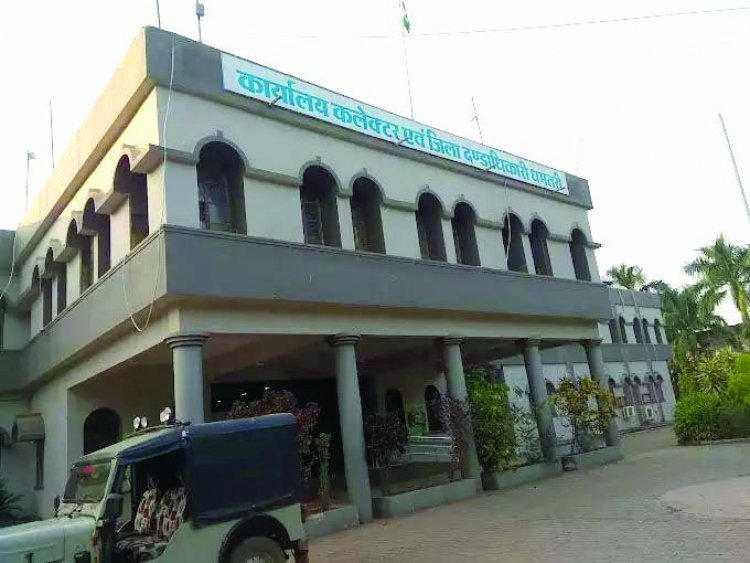 धमतरी जनदर्शन में हंगामा: युवक ने खुद पर पेट्रोल डालकर की आत्महत्या की कोशिश, आवास योजना को लेकर था नाराज़
