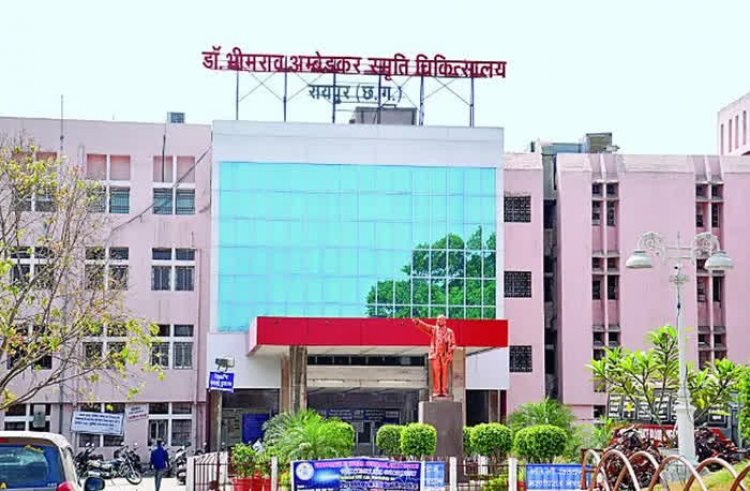 मेकाहारा की तीसरी मंजिल से कूदा मरीज, अस्पताल में हड़कंप...