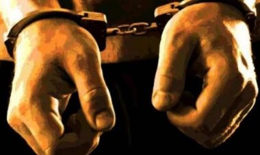 बिल भुगतान के लिए ठेकेदार से मांगी रिश्वत, AE रंगे हाथ गिरफ्तार...