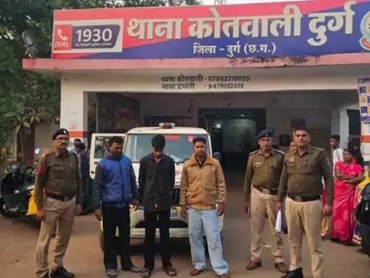 7 जुआरी और 4 सटोरिए गिरफ्तार, दुर्ग पुलिस ने लिया एक्शन