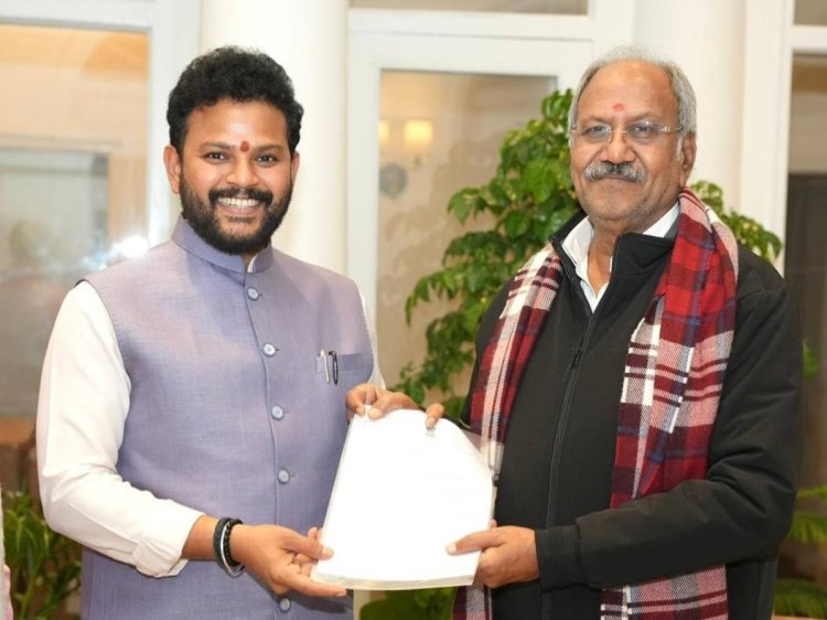 छत्तीसगढ़ की हवाई कनेक्टिविटी को नई उड़ान, केंद्रीय नागरिक उड्डयन मंत्री से मिले सांसद बृजमोहन