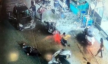 मुंगेली में भीषण सड़क हादसा, दो पत्रकार गंभीर घायल