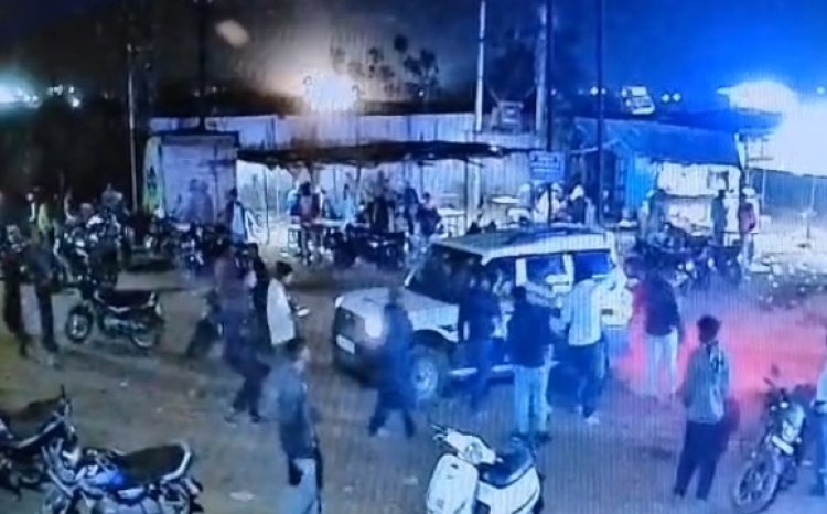 रायपुर में सनसनी: शराब दुकान से चार कर्मचारियों का अपहरण...