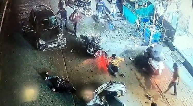 मुंगेली में भीषण सड़क हादसा, दो पत्रकार गंभीर घायल