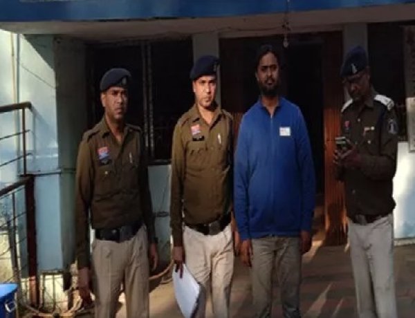 CSVTU में फीस घोटाला, PHD विभाग का कनिष्ठ सलाहकार गिरफ्तार