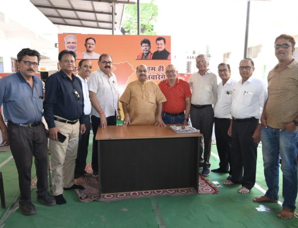 जनसमस्याओं के समाधान हेतु संवेदनशील पहल – पेयजल संकट पर विधायक पुरंदर मिश्रा का त्वरित हस्तक्षेप