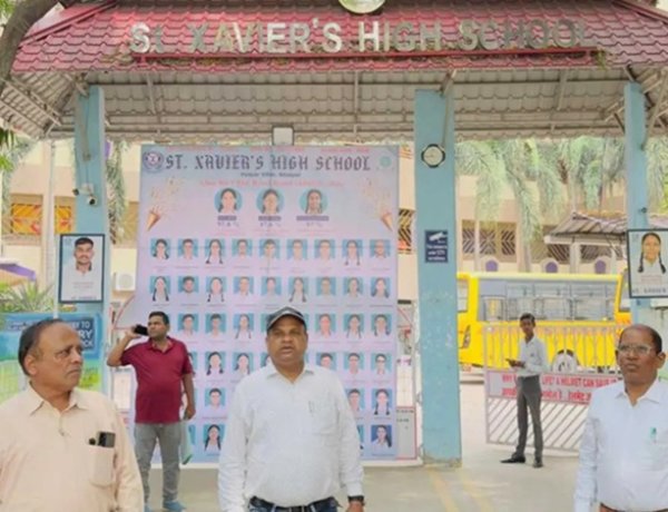 बिलासपुर में स्कूल की मनमानी पर प्रशासन सख्त, कैंपस में चल रही यूनिफॉर्म दुकान सील