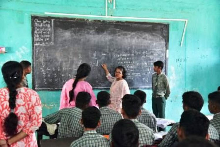 16 जून से शिक्षकों-कर्मचारियों के लिए डिजिटल हाजिरी अनिवार्य, गैरहाजिरी पर रुकेगा वेतन