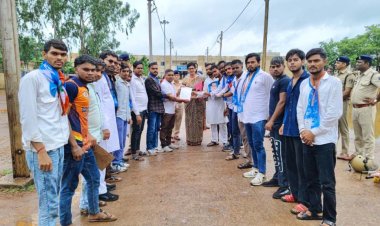 PG कक्षाएं शुरू करने की मांग तेज, NSUI ने उच्च शिक्षा मंत्री को सौंपा ज्ञापन