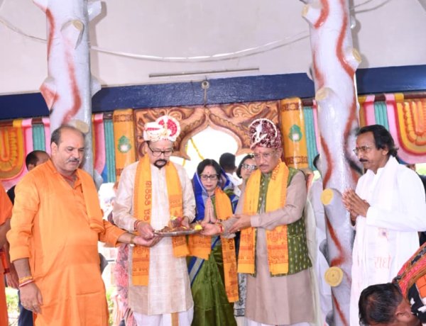 भक्ति, संस्कृति और सेवा का अनुपम संगम बना रायपुर — गायत्री नगर से निकली भगवान श्री जगन्नाथ की भव्य रथयात्रा, महामहिम राज्यपाल एवं मुख्यमंत्री ने निभाई 'छेरा पहरा' की ऐतिहासिक परंपरा