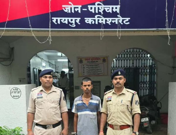 गुस्से में स्कूटर फूंकी, बचाने दौड़ा दोस्त जिंदा जल गया, आरोपी गिरफ्तार