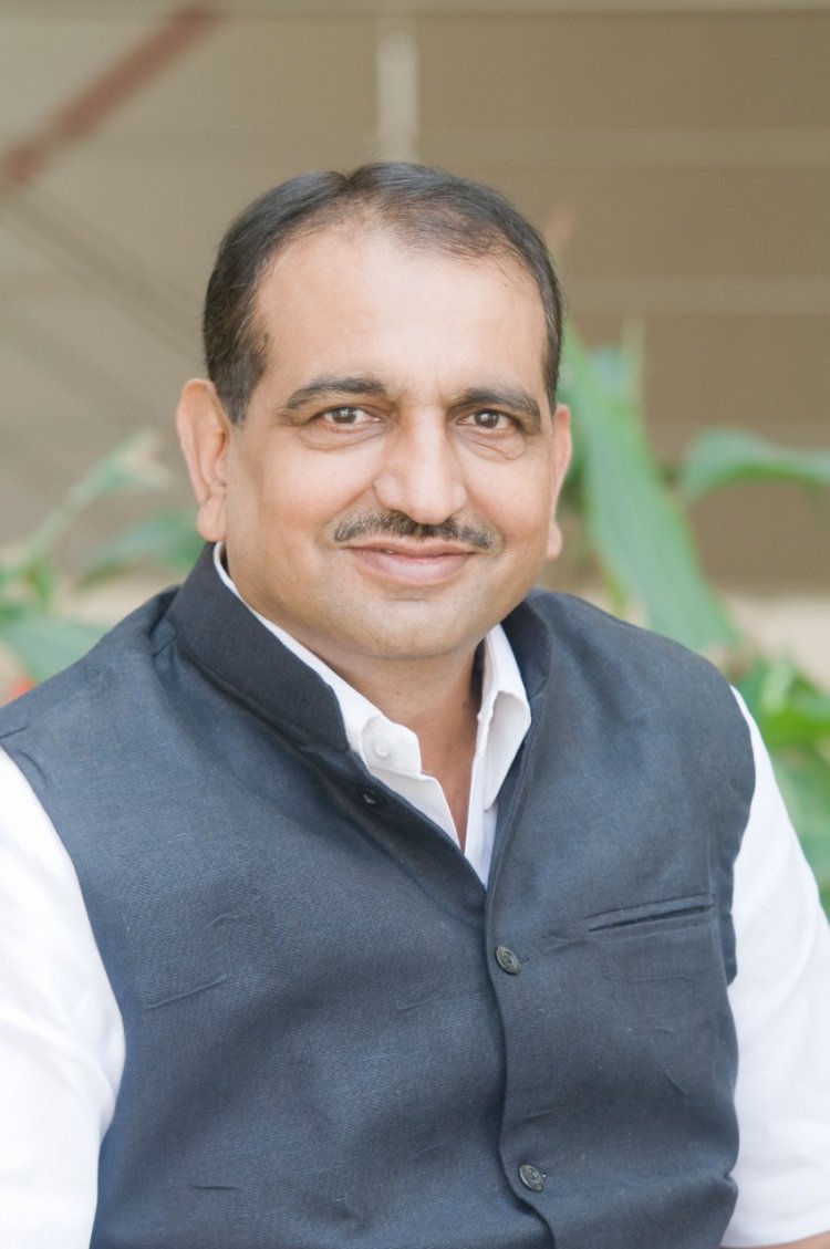 पूर्व विधायक संतोष बाफना ने शहीद महेंद्र कर्मा विश्वविद्यालय में प्रोफेसर, एसोसिएट प्रोफेसर और असिस्टेंट प्रोफेसर के पदों पर भर्ती में लगाया भ्रष्टाचार का आरोप