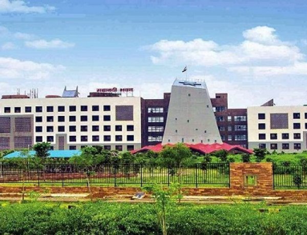 अब एक ही डेस्क पर 3 साल से ज्यादा नहीं रहेंगे अधिकारी-कर्मचारी...