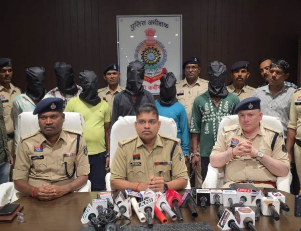 कबीरधाम में चेन स्नेचिंग गैंग का पर्दाफाश, 6 आरोपी गिरफ्तार
