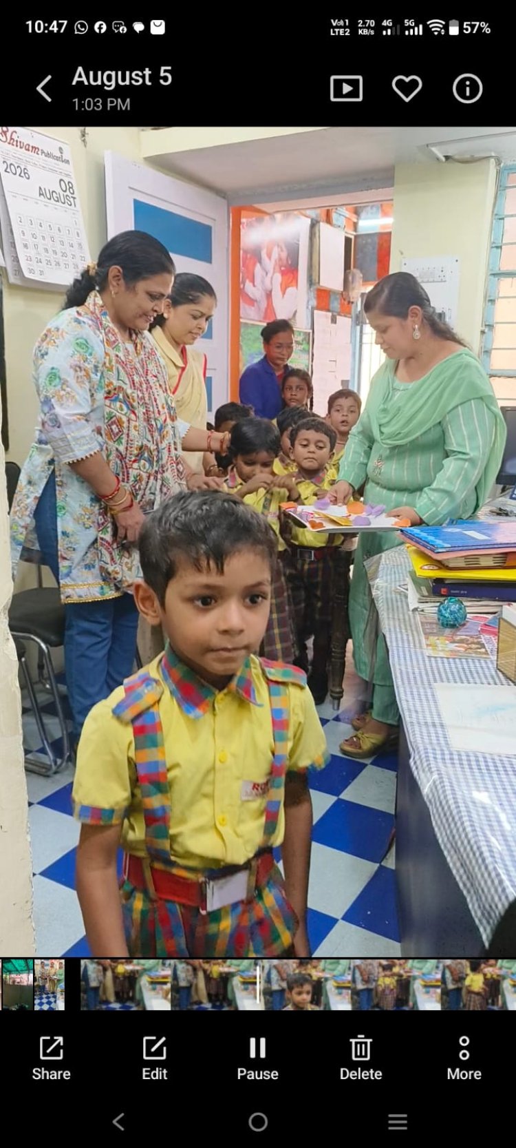 देश के  रक्षकों को नन्हें नन्हें बच्चों ने भेजा रक्षा सूत्र:-