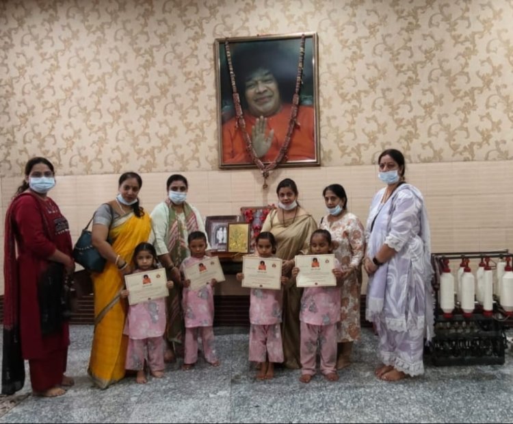 विश्व हृदयदिवस **के अवसर पर *प्रत्युषा फाउंडेशन रायपुर छत्तीसगढ़ द्वारा सत्यसांई हॉस्पिटल नया रायपुर छत्तीसगढ़ में नव्य हृदयास्पर्शी कार्यक्रम का आयोजन