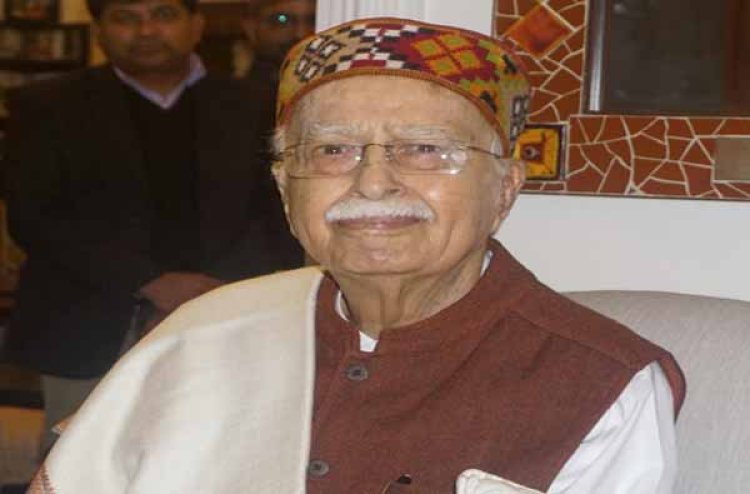 लालकृष्ण आडवाणी अपोलो अस्पताल के आईसीयू में भर्ती
