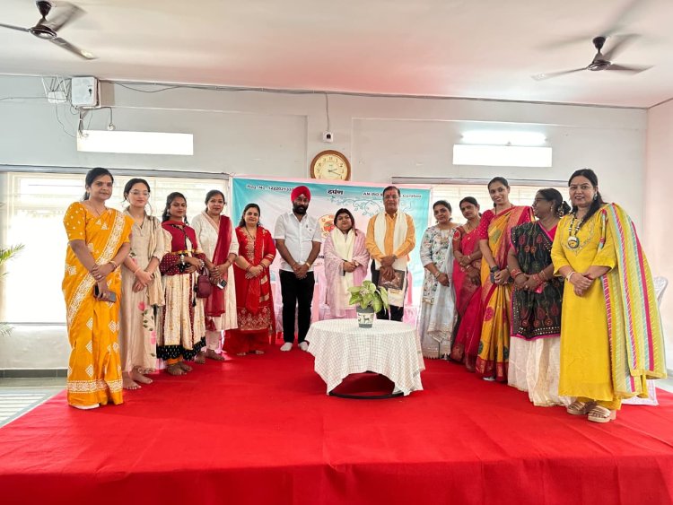 दिव्यरूपेण गरबा कन्या पूजन कन्या भोज का भव्य आयोजन किया प्रत्युषा फाउंडेशन ने